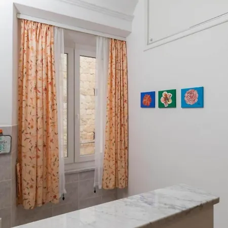 Anima Mea Old Town Apartment- Luxury Apartment