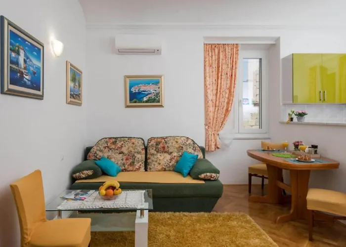 Anima Mea Old Town Apartment- Luxury *